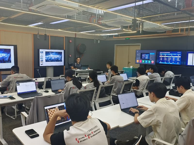 中葡職業技術學校資訊科技課程課程相片